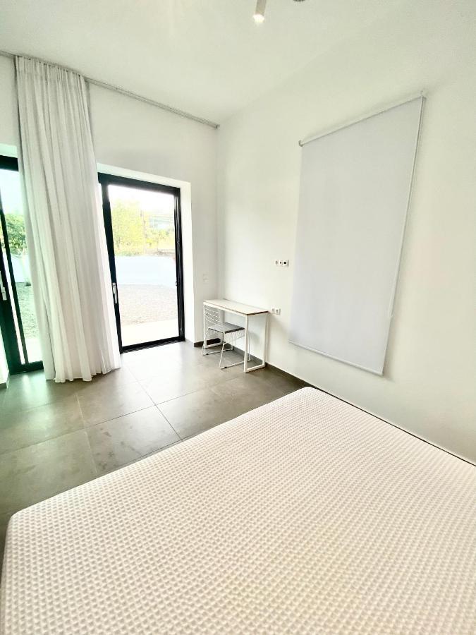 Lefko Apartments Tavronitis Buitenkant foto